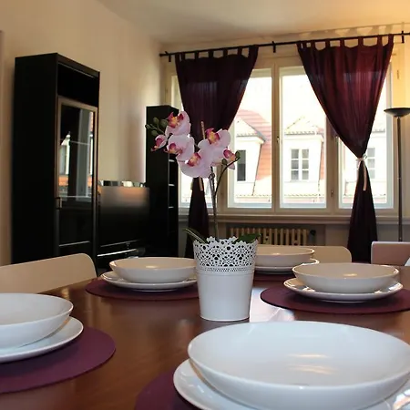Apartment Go Native Prague